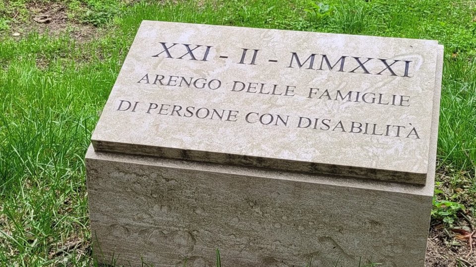 Attiva-mente San Marino: valorizzare e riqualificare la Stele in memoria dell'Arengo delle famiglie di persone con disabilità