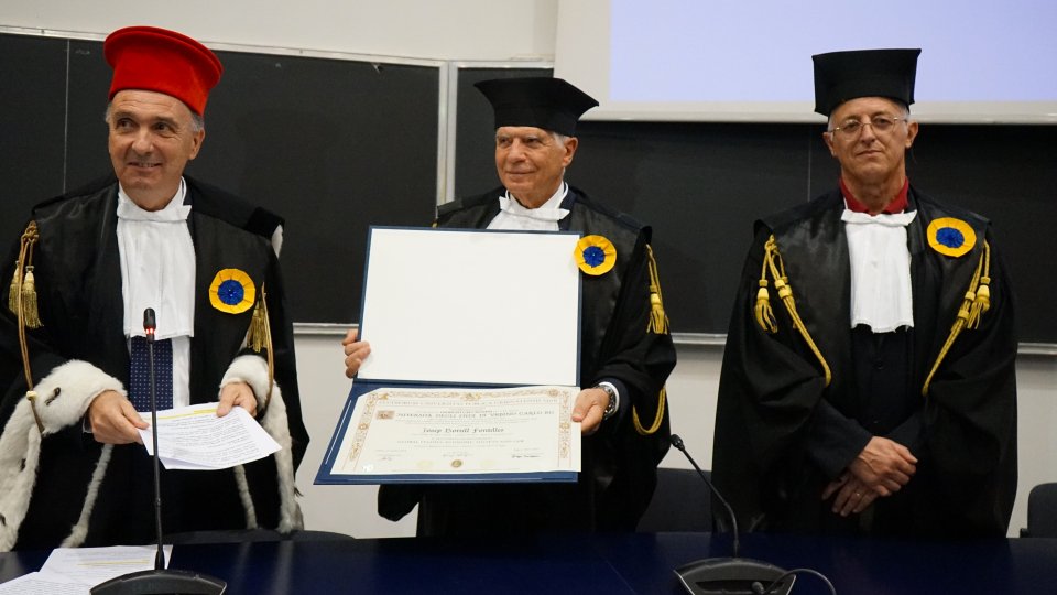 A Josep Borrell, Alto rappresentante Ue e vice presidente della Commissione, il primo dottorato honoris causa conferito dall’Università di Urbino