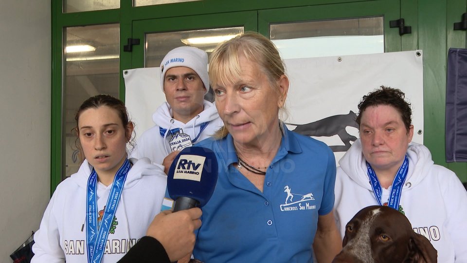 Nel servizio le interviste a Paola Carinato (Presidente San Marino Athletics Academy), Ruggero Marchetti (Argento), Emma Buscarini e Sara Valentini (Oro)