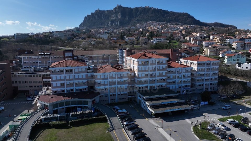 Lavori di manutenzione, chiuso giovedì mattina, il piano -1 del parcheggio dell’Ospedale (P2)