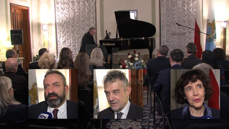 Nel video le interviste a Luca Beccari (segretario agli Esteri), Ryszard Schnepf (Capo Missione dell'Ambasciata di Polonia, Ambasciatore Designato) e Silvia Marchetti (Ambasciatore di San Marino presso la Polonia)