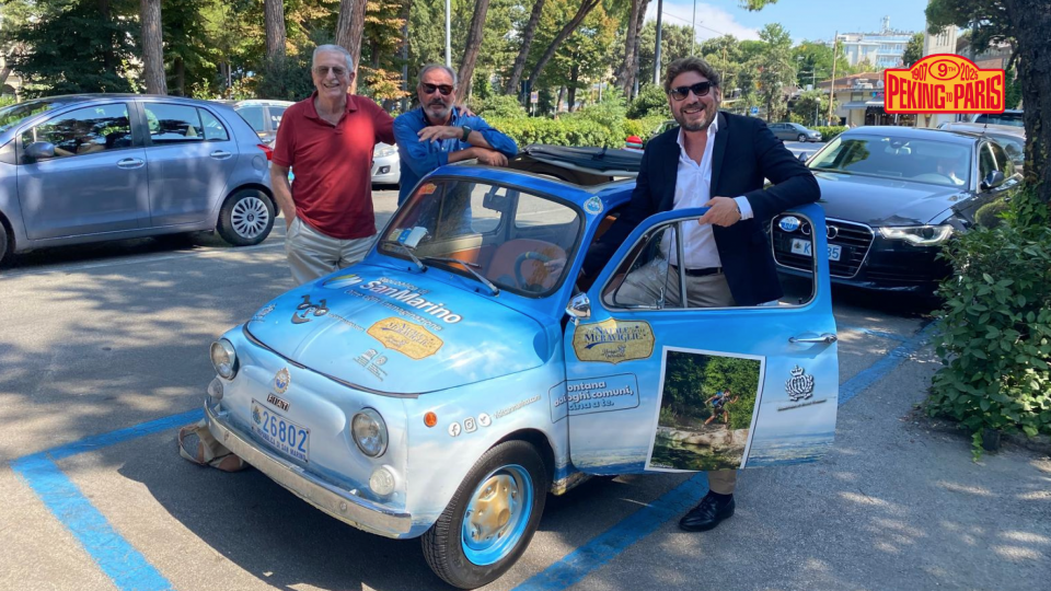 La prima di San Marino alla Pechino-Parigi in Fiat 500