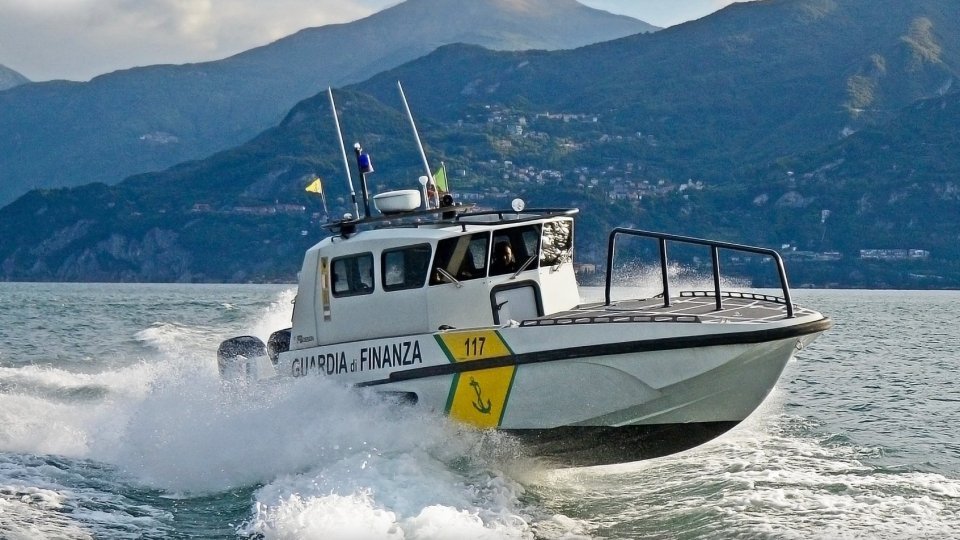 Rimini: arrestato spacciatore a bordo di un motopesca nel porto canale