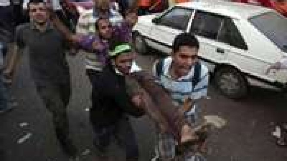 Sangue al Cairo: decine i morti, guerra anche su cifre