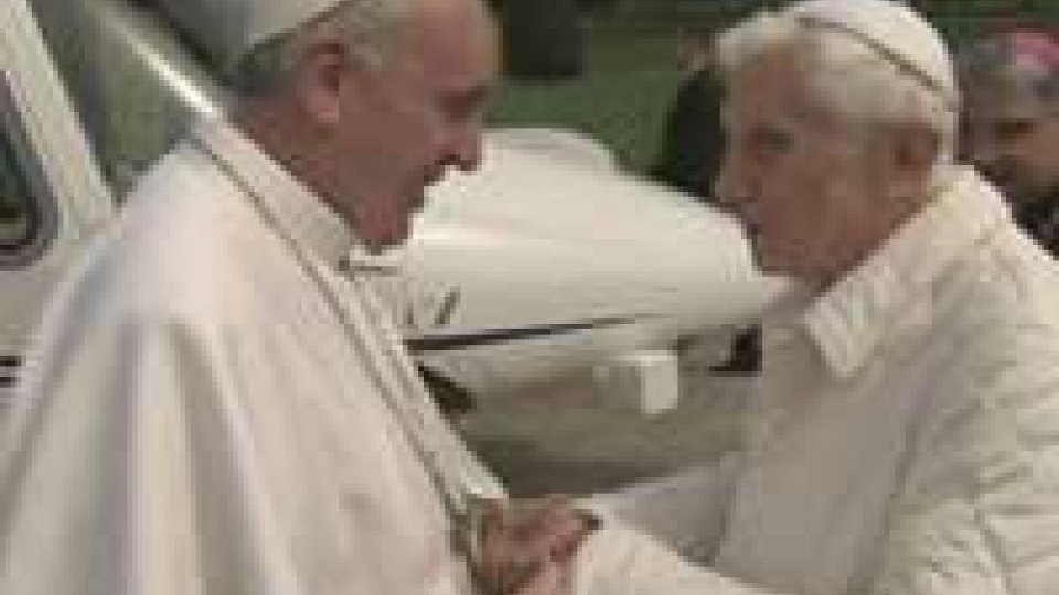 Papa Francesco e Benedetto XVII: incontro storico
