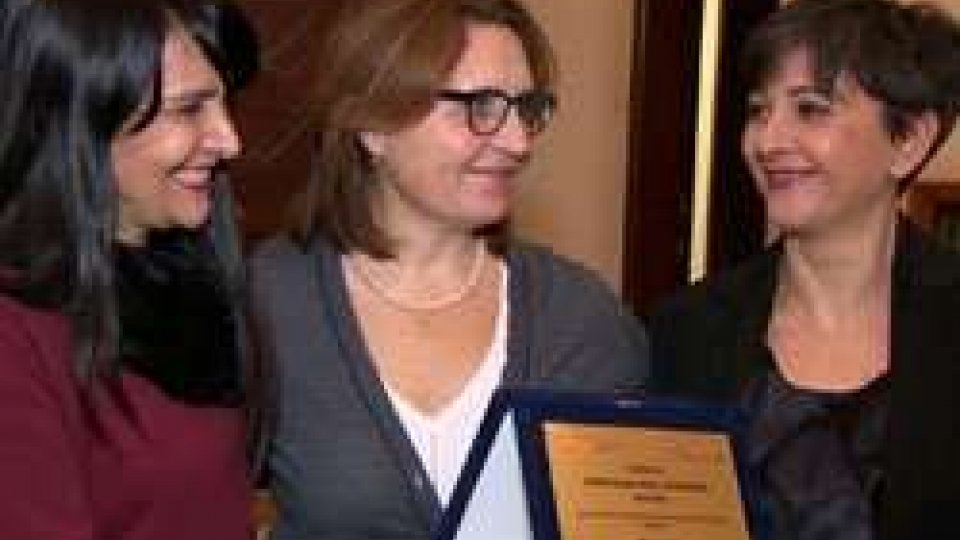 Pesaro, 7 imprenditrici premiate con il riconoscimento "Valore donna international"Pesaro, 7 imprenditrici premiate con il riconoscimento "Valore donna international"