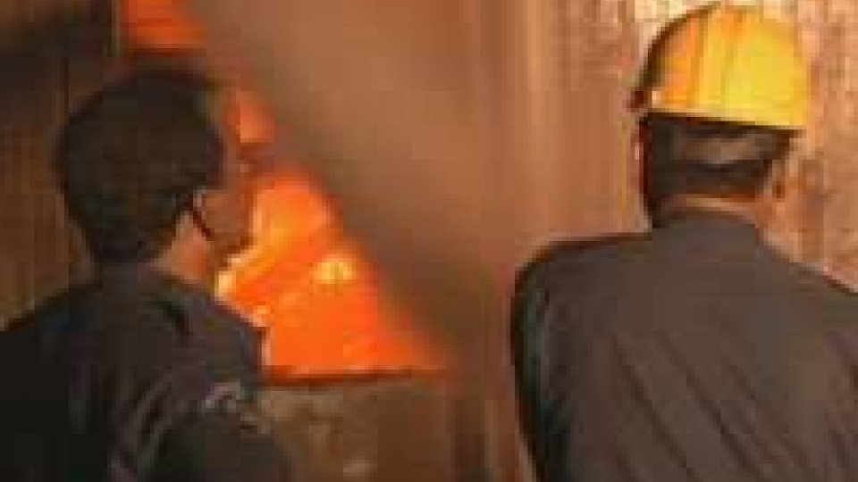 Incendio in fabbrica in Pakistan: 272 mortiIncendio in fabbrica in Pakistan: 272 morti