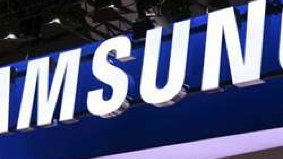 Samsung: utili record, verso il primo sorpasso su aprile