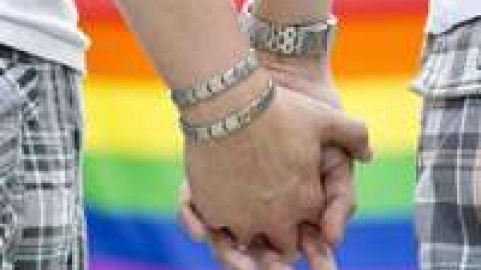 Nozze gay: Michigan abolisce divieto, è corsa a matrimoni