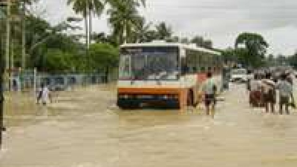 Myanmar, 85mila sfollati per le inondazioni