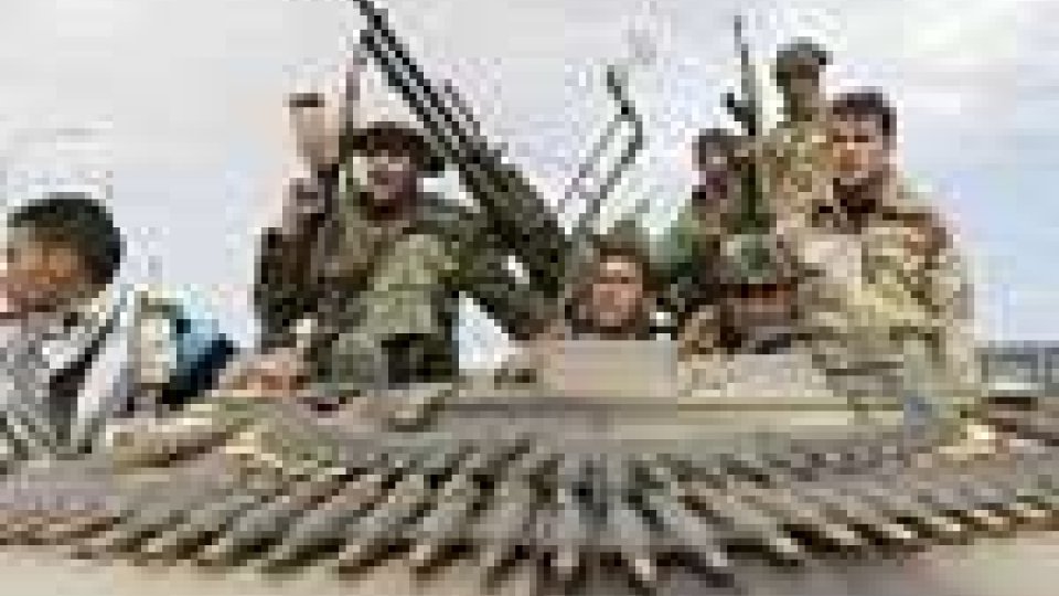Libia: delegazione di ribelli al Cairo per trattare la fine del conflitto