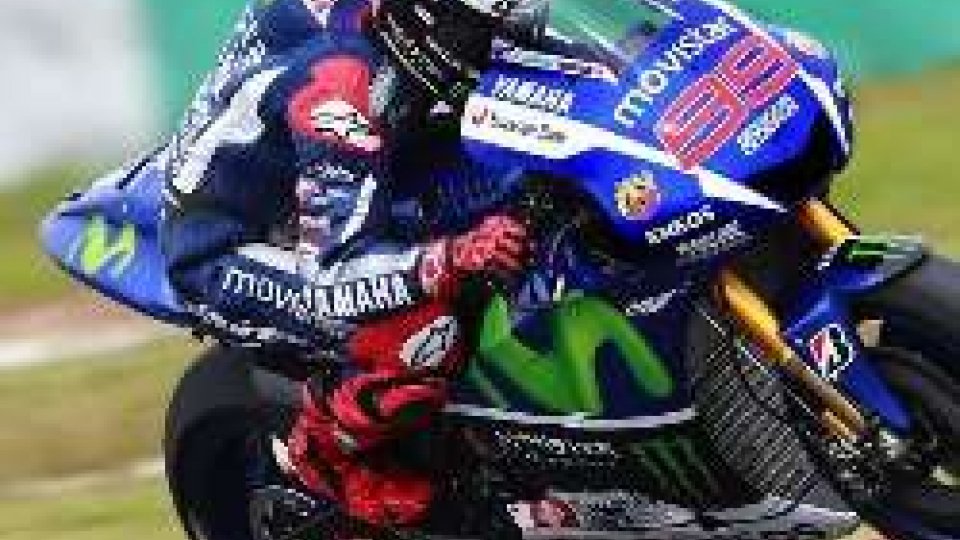 MotoGP Malesia: Lorenzo domina le libere, Rossi ottavo