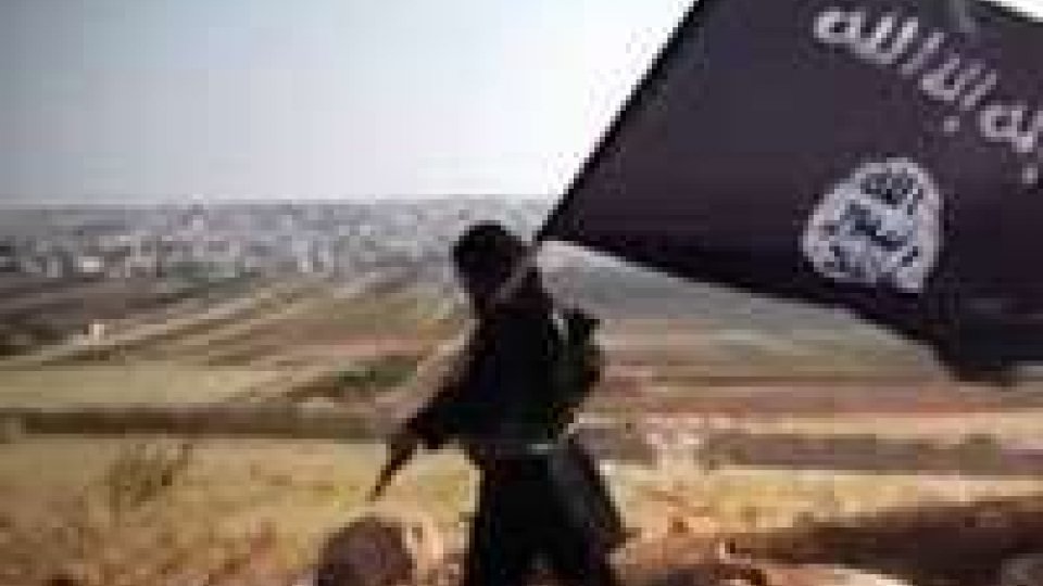 Isis, nuovo video: decapitato prigioniero curdo in Iraq