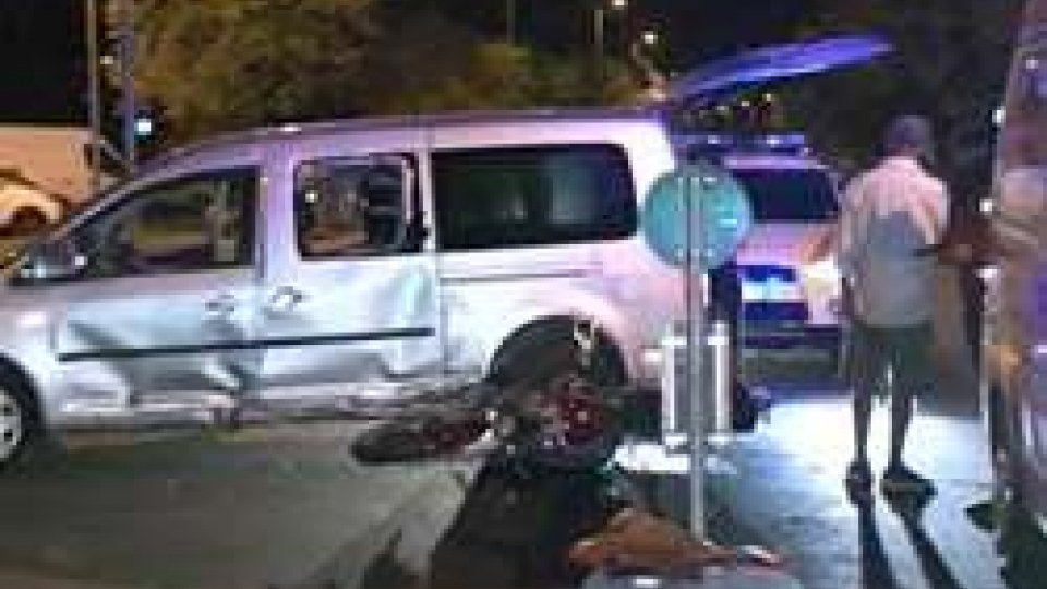 Incidente a Miramare: grave 29enne in sella ad una Harley Davidson come passeggera