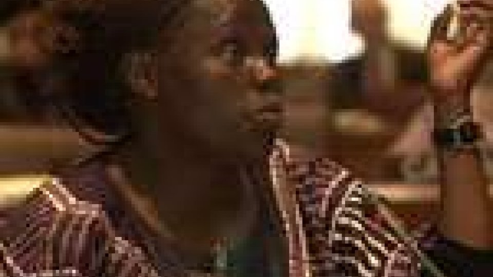 Kenya: in centinaia al funerale del Nobel per la Pace Wangari Maathai