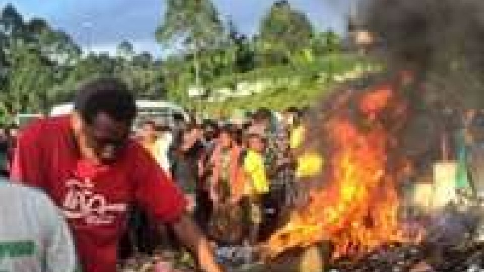 Papua Nuova Guinea; due 'streghe' torturate e decapitate