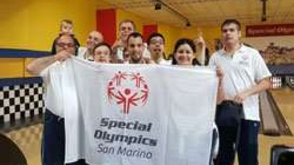 Special Olympics al torneo di bowling a Lucca