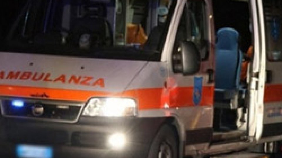 Tragedia nel Ravennate: grave scontro tra auto e moto, perde la vita un 17enne