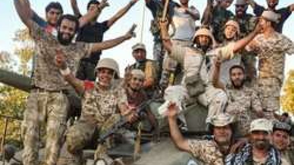 Sirte è quasi libera, jihadisti perdono controllo radio-tv