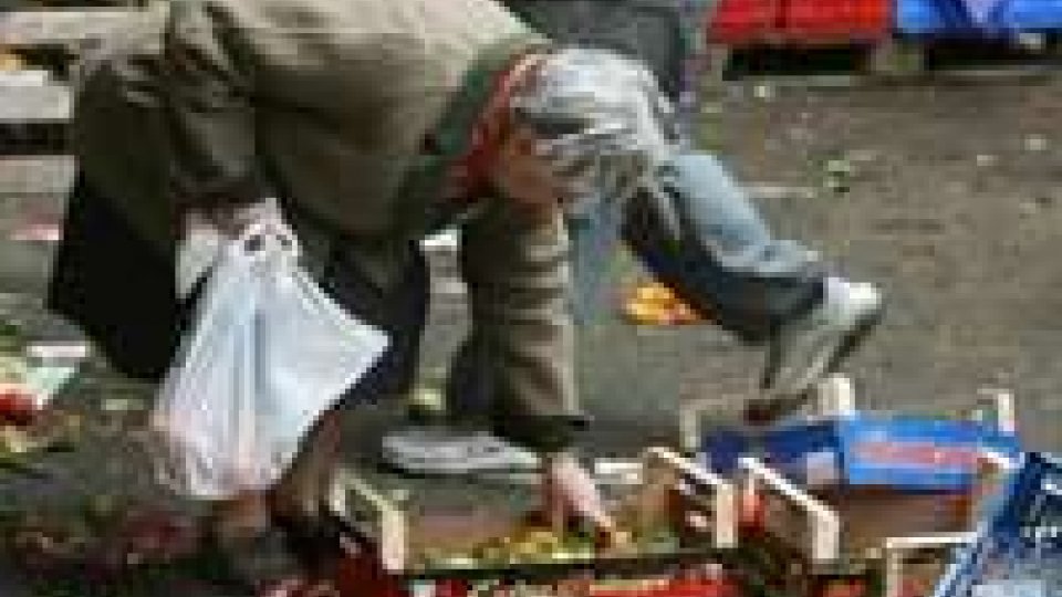 Confcommercio: nel 2013 in Italia quasi 4milioni di poveri