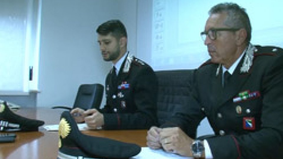 Conferenza stampa CarabinieriRimini: fidanzati e rapinatori, presi 'Bonnie e Clyde' del circondario