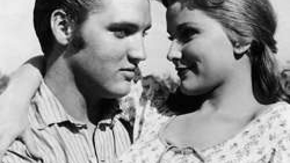15novembre E 1956: Presley debutta sul grande schermo in <em>"Love me tender"</em>