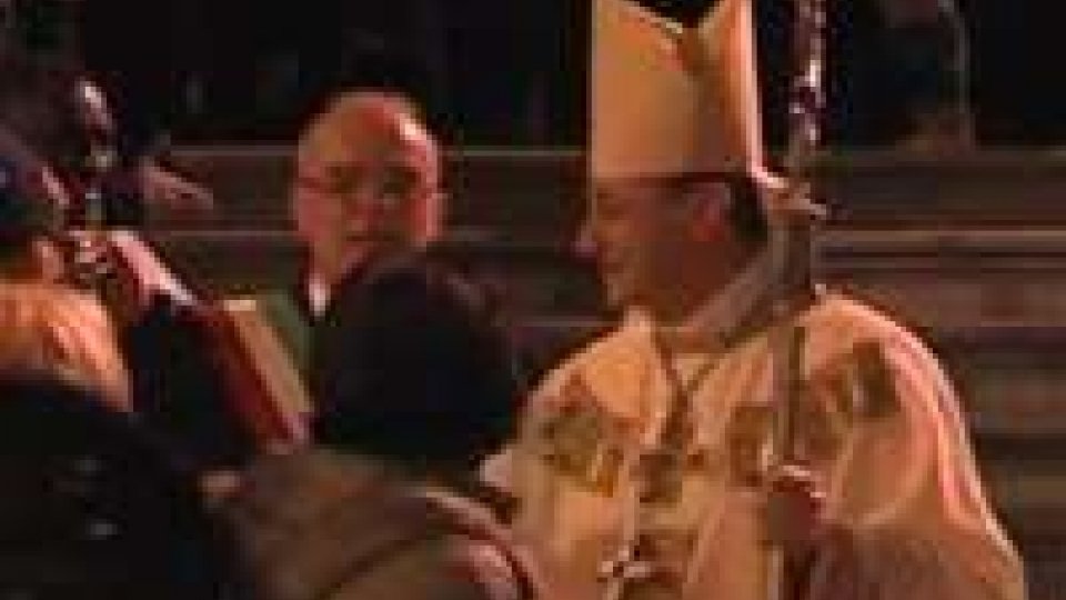 Si è insediato il nuovo vescovo Turazzi in un'emozionante cerimonia nella cattedrale di PennabilliSi è insediato il nuovo vescovo Turazzi in un'emozionante cerimonia nella cattedrale di Pennabilli