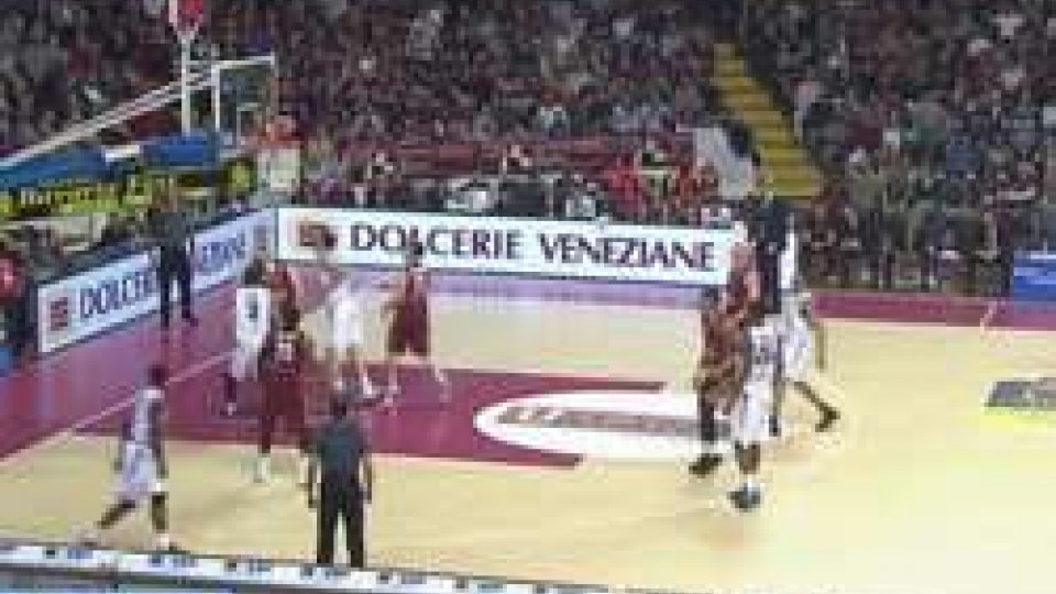 Basket: vincono Milano e VeneziaVincono Milano e Venezia, cade Avellino
