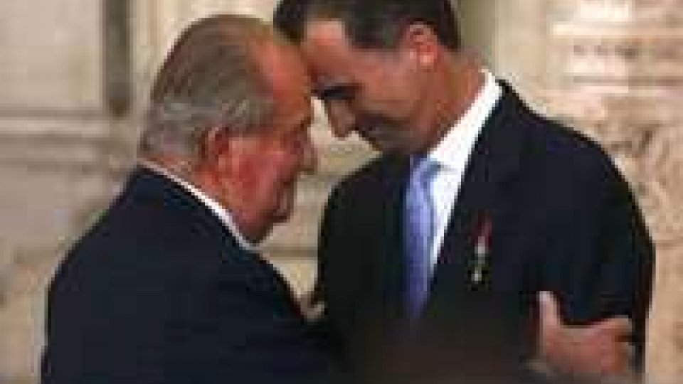 Felipe IV incoronato nuovo Re di Spagna: "Monarchia si rinnovi"