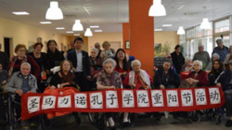 Istituto Confucio: Festa dei nonni alla residenza Casale La Fiorina