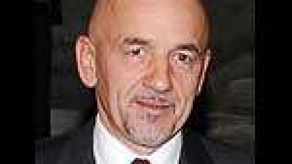 San Marino - Il Consigliere Fiorenzo Stolfi risponde sulla vicenda del conto al Credito di Romagna
