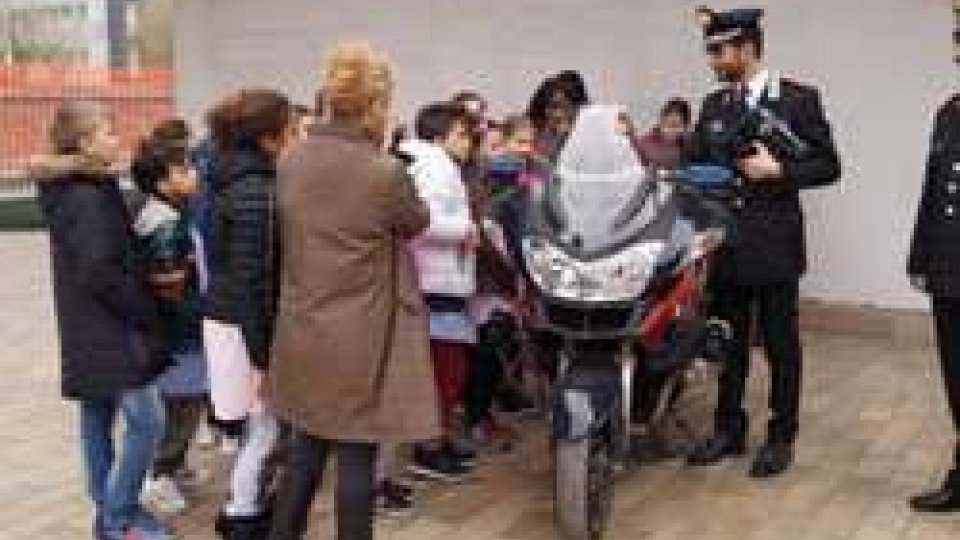 Riccione: al via la campagna condotta dai Carabinieri  per la formazione della
cultura della Legalità