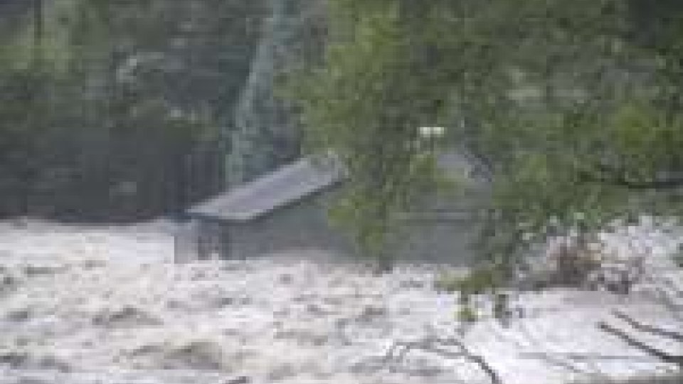 Inondazioni transalpine, evacuata Lourdes