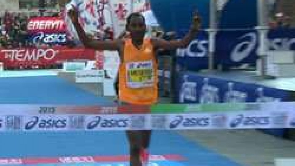Maratona Firenze 2015: 9.000 al via,  vince l'etiope Tujuba Beyu MegersaMaratona Firenze 2015: 9.000 al via,  vince l'etiope Tujuba Beyu Megersa