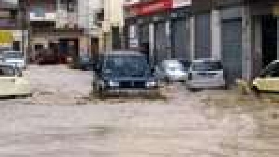 Maltempo, fiume di fango e pitre: tre morti a Messina