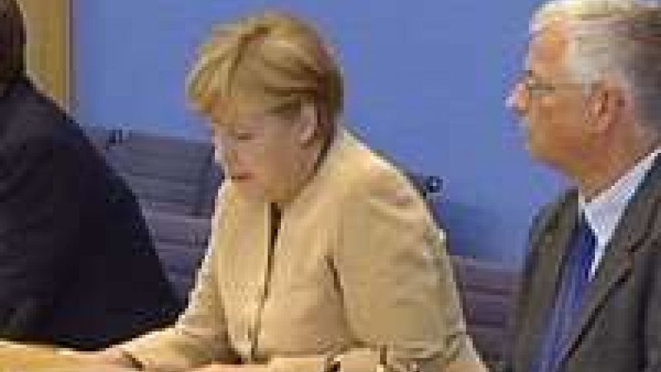 La Merkel promuove l'Italia sulle riforme