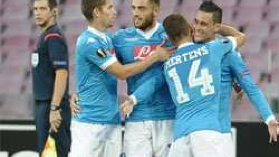 Europa League: cinquina del Napoli, cade in casa la Fiorentina, pareggia la Lazio