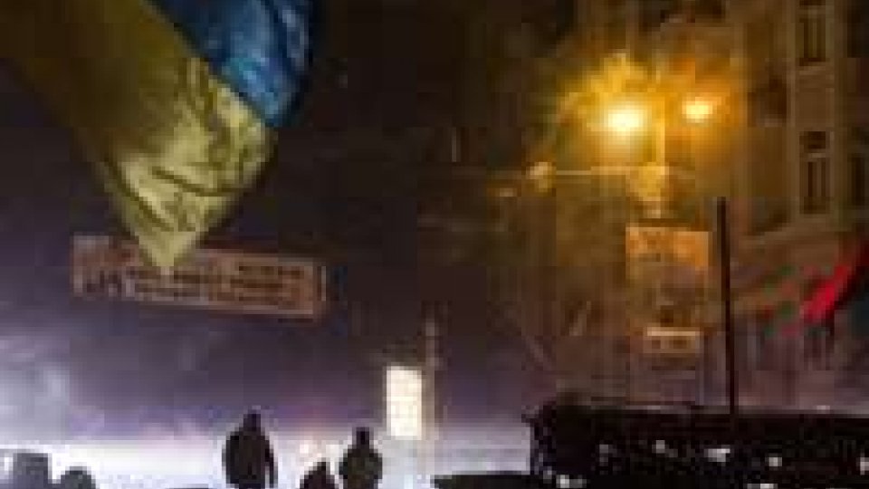 Ucraina: almeno 20 morti a Kiev, nuovo assalto nella notte