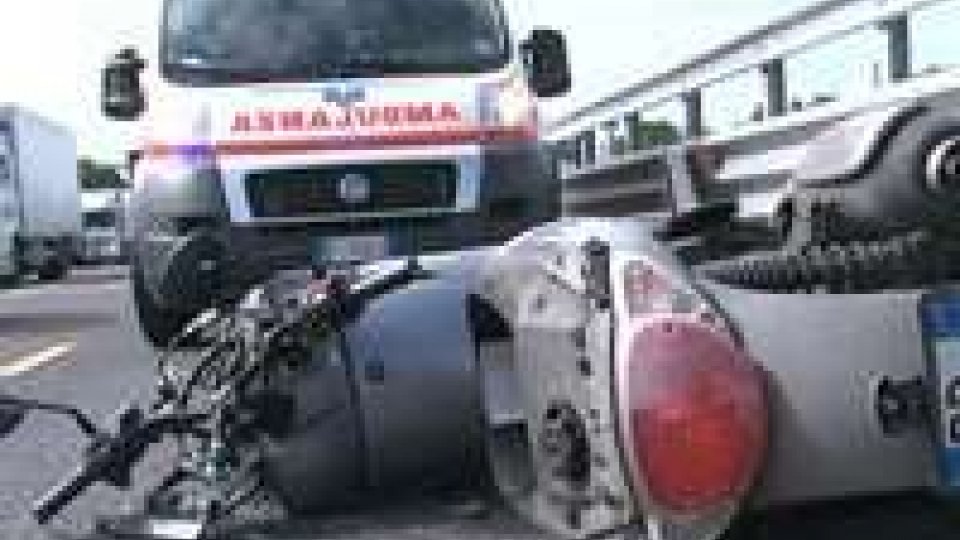 Rimini: grave incidente tra moto e tirRimini: grave incidente tra moto e tir