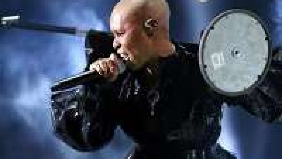 Skunk Anansie oscuri in 'Anarchytecture'