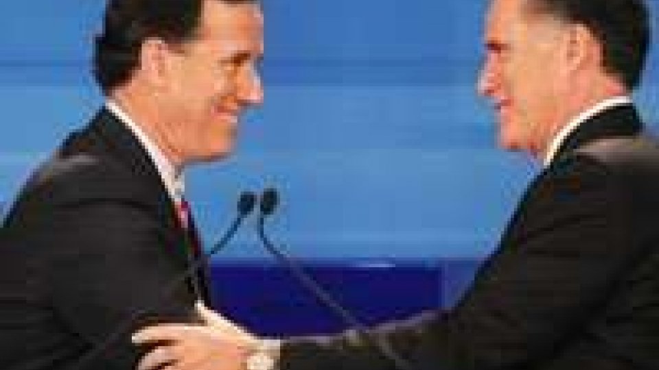 Usa. Santorum dichiara appoggio a Romney