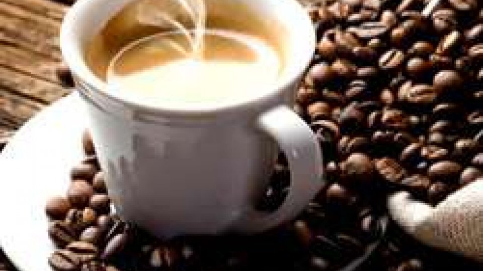 Caffè, 4 tazzine al giorno abbattono il rischio di mortalità