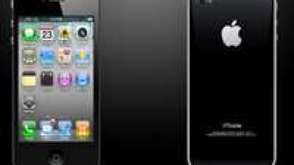 Apple diventa low cost con l'iPhone di plastica