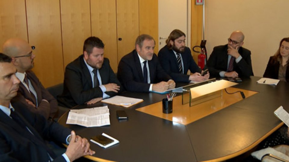 Conferenza stampa opposizioneFMI: l'opposizione chiede che a quel tavolo sieda anche l'Italia