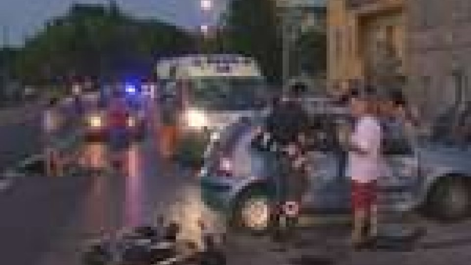 Rimini: ancora uno scontro tra auto e moto
