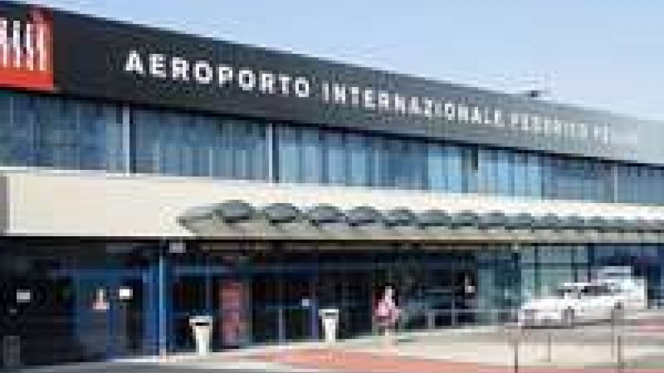 Aeroporto Fellini: traffico, +0,7% in agosto rispetto al 2013