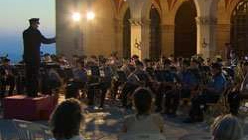 VII anniversario Unesco, ieri sera il concerto della Banda Militare sul Pianello