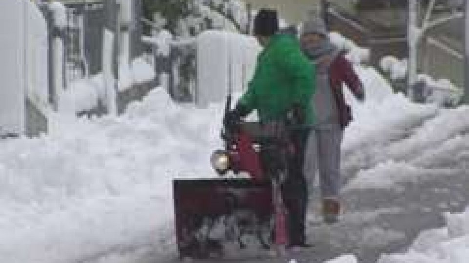 Neve a Santa RitaSul Carpegna arriva la prima neve - LE IMMAGINI