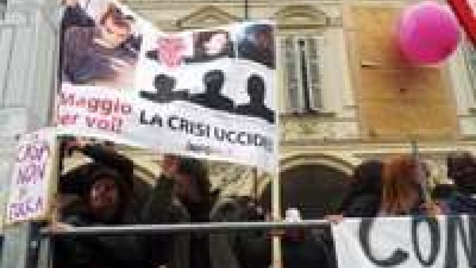 1° Maggio: le manifestazioni. Tensione a Torino per uno striscione con Preiti