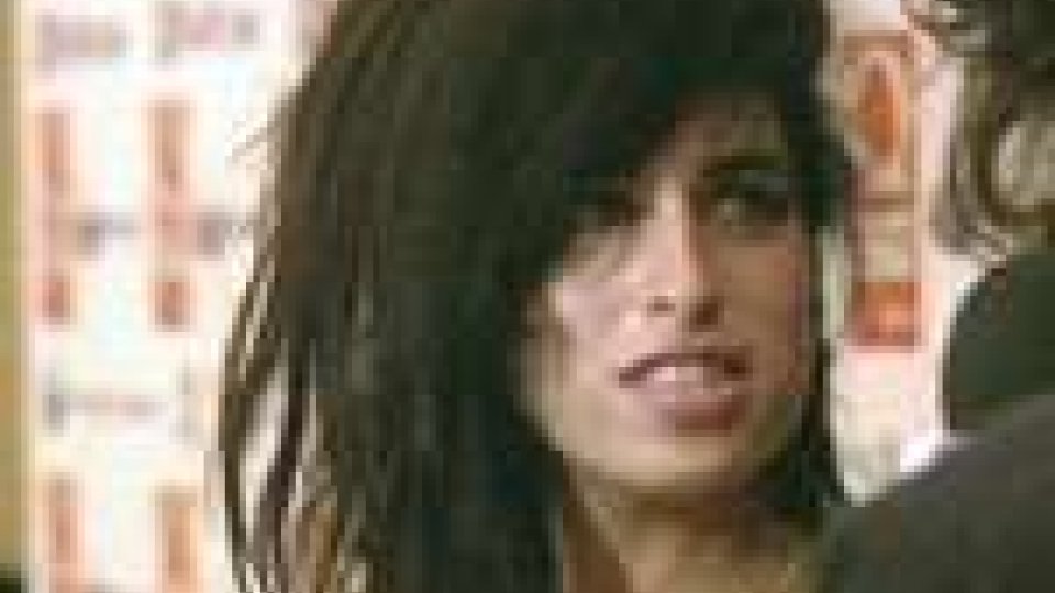 Amy Winehouse oggi avrebbe compiuto 28 anni